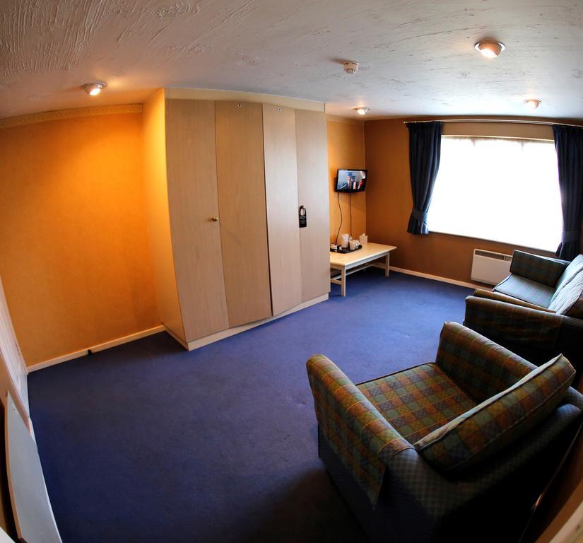 Hotel Park Hall Express Chorley  Exterior foto